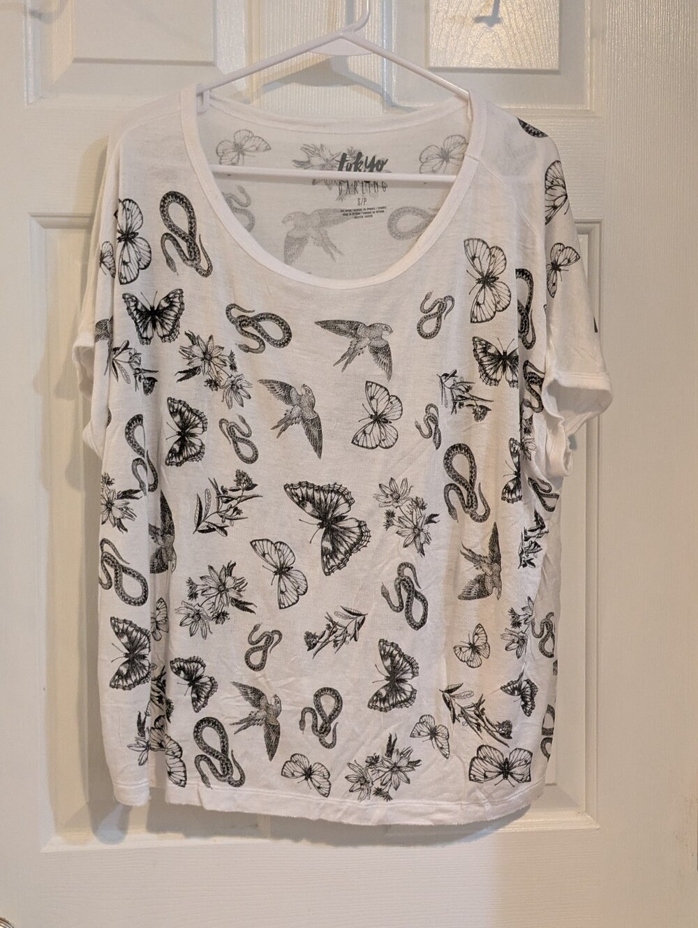 tokyo Darling White Short Sleeve Tee with Black Nature Motifs
